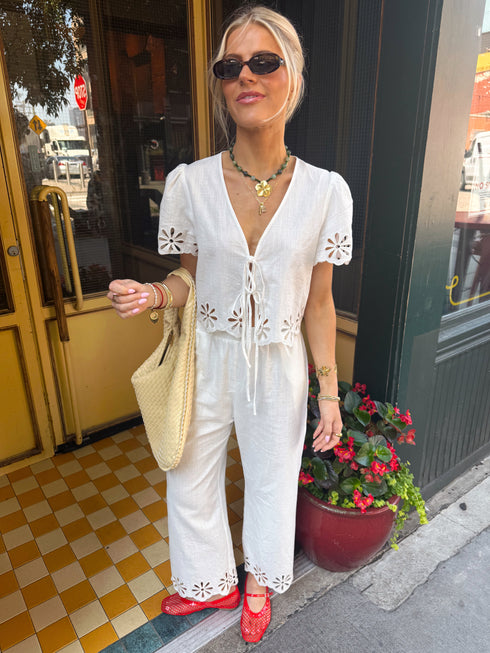 Amalfi Eyelet Set